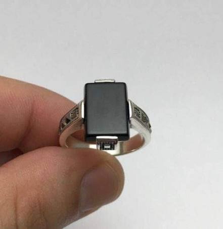 Man Rings